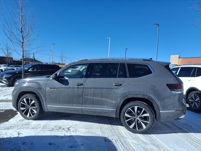 new 2025 Volkswagen Atlas car, priced at $53,514