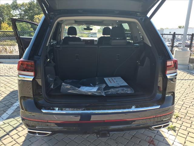 new 2026 Volkswagen Atlas car, priced at $53,414