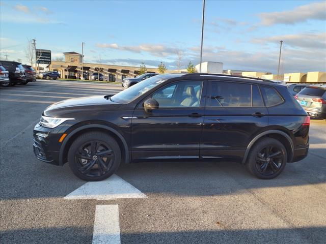 used 2024 Volkswagen Tiguan car, priced at $31,914