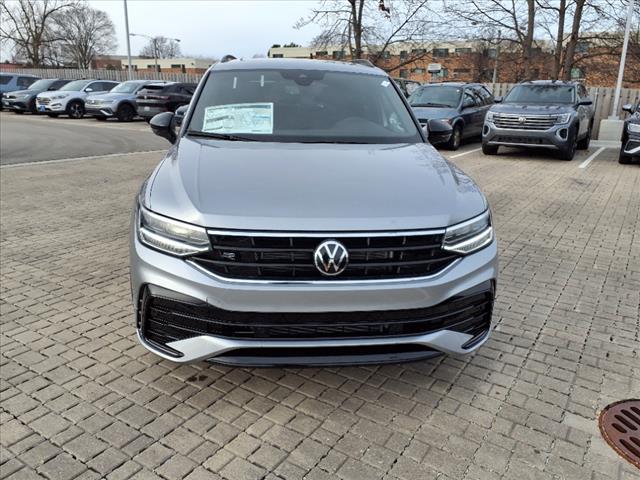 new 2024 Volkswagen Tiguan car, priced at $33,912