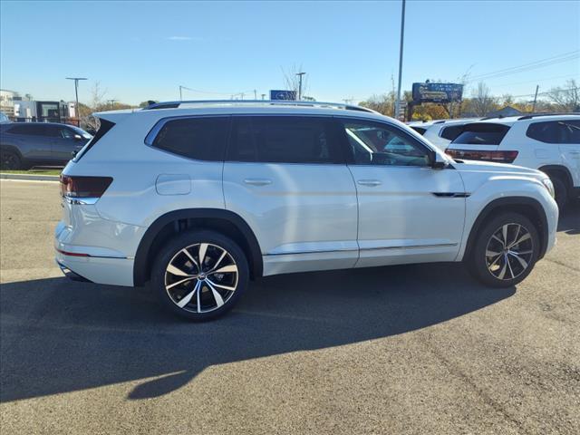 new 2025 Volkswagen Atlas car, priced at $51,321