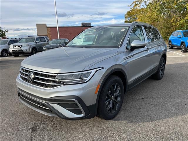 new 2024 Volkswagen Tiguan car, priced at $31,312