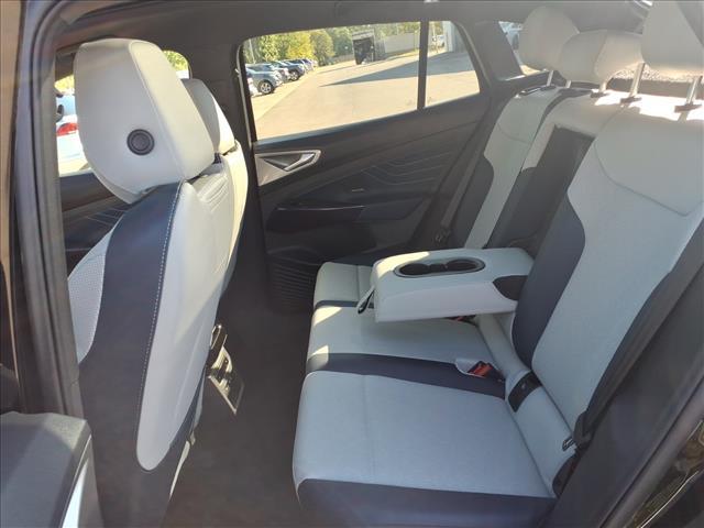new 2025 Volkswagen ID.4 car, priced at $50,908