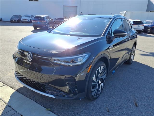 new 2025 Volkswagen ID.4 car, priced at $50,908