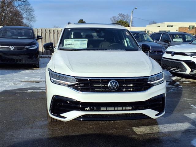 new 2024 Volkswagen Tiguan car, priced at $38,846