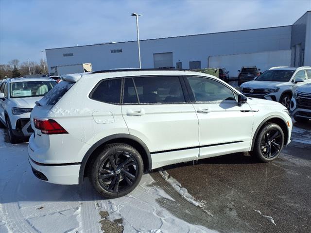 new 2024 Volkswagen Tiguan car, priced at $38,846