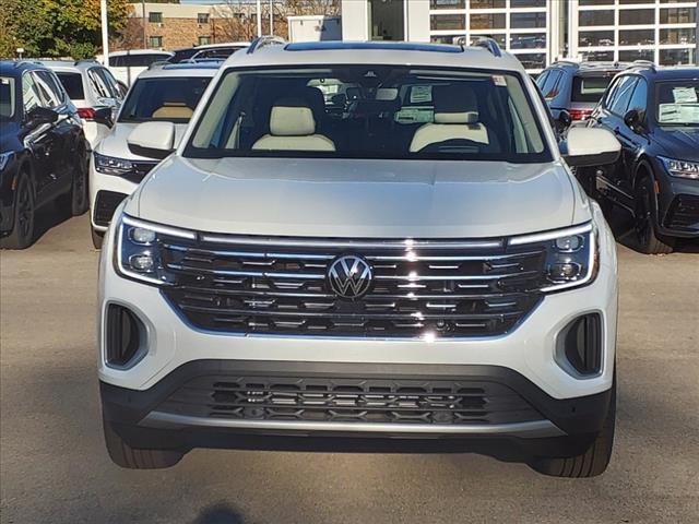 new 2025 Volkswagen Atlas car, priced at $47,121