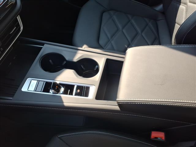 new 2026 Volkswagen Atlas car, priced at $40,414