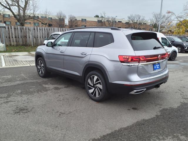 new 2024 Volkswagen Atlas car, priced at $40,921