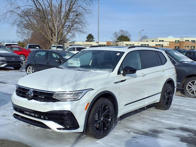 new 2024 Volkswagen Tiguan car, priced at $38,846