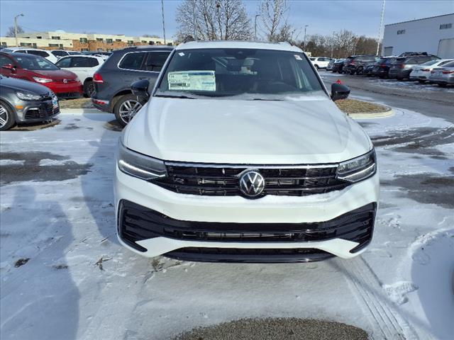 new 2024 Volkswagen Tiguan car, priced at $38,846