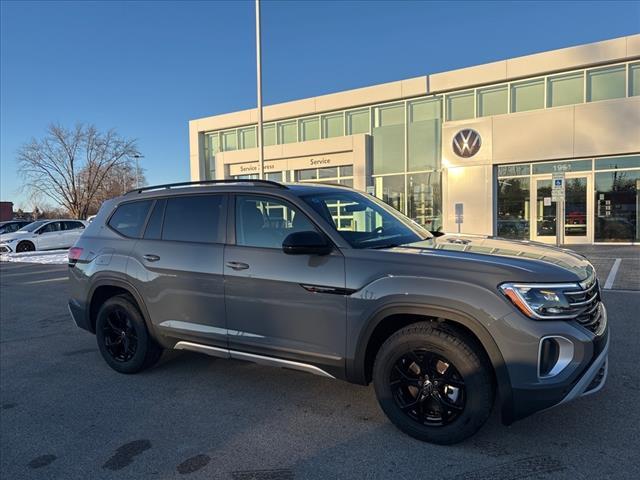 new 2025 Volkswagen Atlas car, priced at $44,624