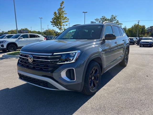 new 2024 Volkswagen Atlas car, priced at $43,514