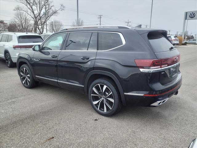 new 2025 Volkswagen Atlas car, priced at $53,921