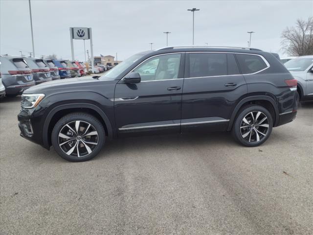 new 2025 Volkswagen Atlas car, priced at $53,921