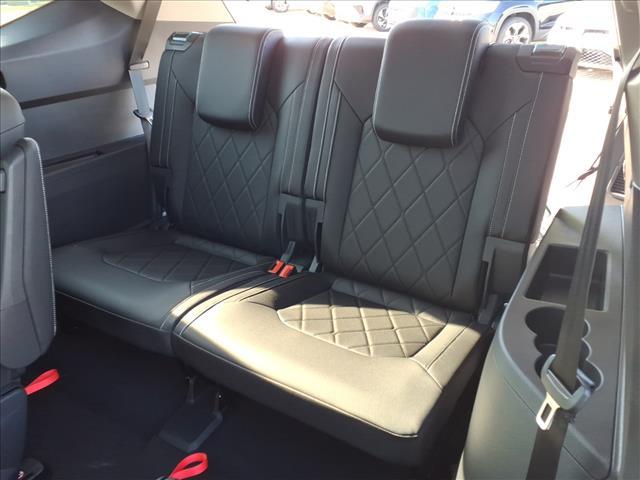 new 2026 Volkswagen Atlas car, priced at $54,414