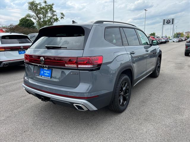 new 2024 Volkswagen Atlas car, priced at $43,694