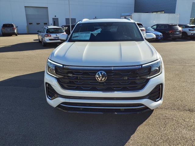 new 2024 Volkswagen Atlas Cross Sport car, priced at $48,521