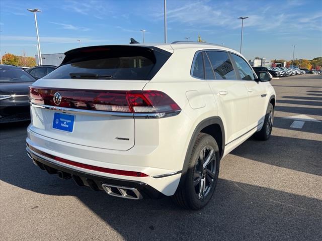 new 2024 Volkswagen Atlas Cross Sport car, priced at $45,221