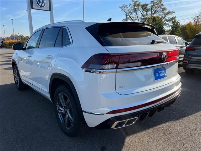 new 2024 Volkswagen Atlas Cross Sport car, priced at $45,221