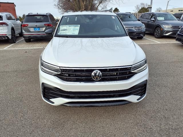 new 2024 Volkswagen Tiguan car, priced at $38,846