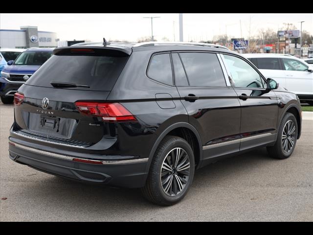 new 2024 Volkswagen Tiguan car, priced at $32,921