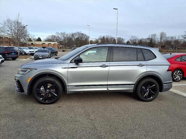 new 2024 Volkswagen Tiguan car, priced at $38,451