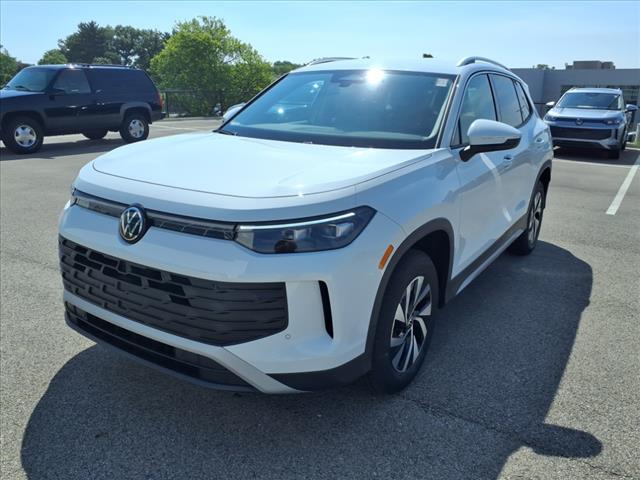 new 2025 Volkswagen Tiguan car, priced at $31,174