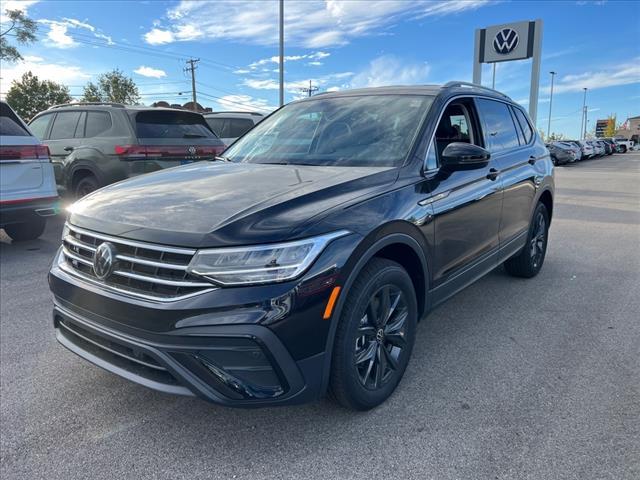 new 2024 Volkswagen Tiguan car, priced at $30,921