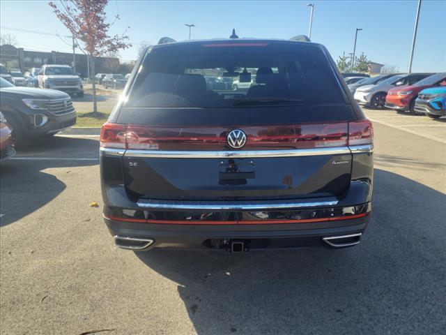 new 2024 Volkswagen Atlas car, priced at $40,921