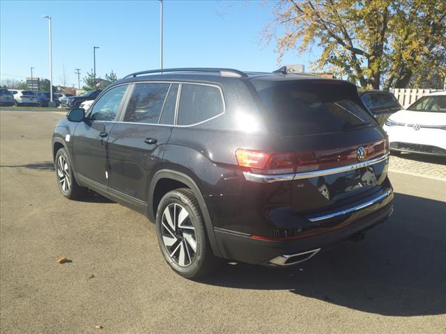 new 2024 Volkswagen Atlas car, priced at $40,921