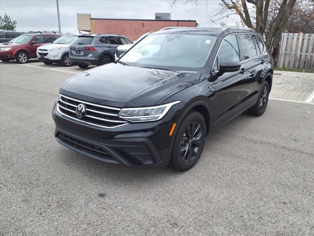 new 2024 Volkswagen Tiguan car, priced at $31,012