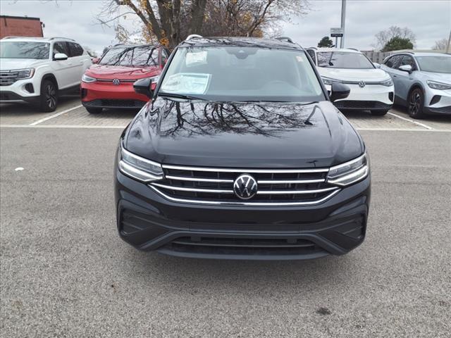 new 2024 Volkswagen Tiguan car, priced at $31,012