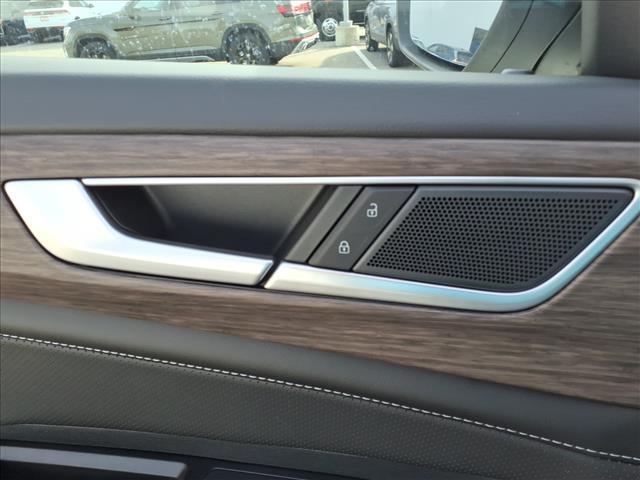 new 2026 Volkswagen Atlas car, priced at $48,914