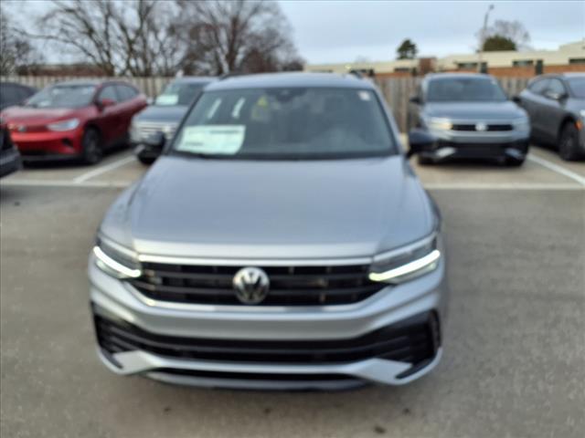 new 2024 Volkswagen Tiguan car, priced at $31,412