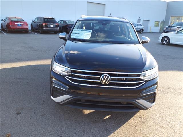 new 2024 Volkswagen Tiguan car, priced at $30,512