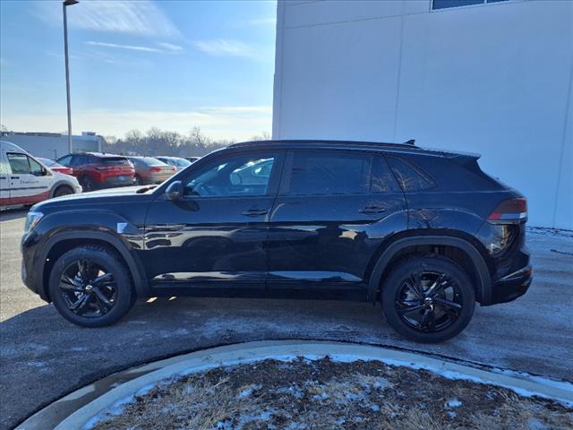 new 2025 Volkswagen Atlas Cross Sport car, priced at $47,017