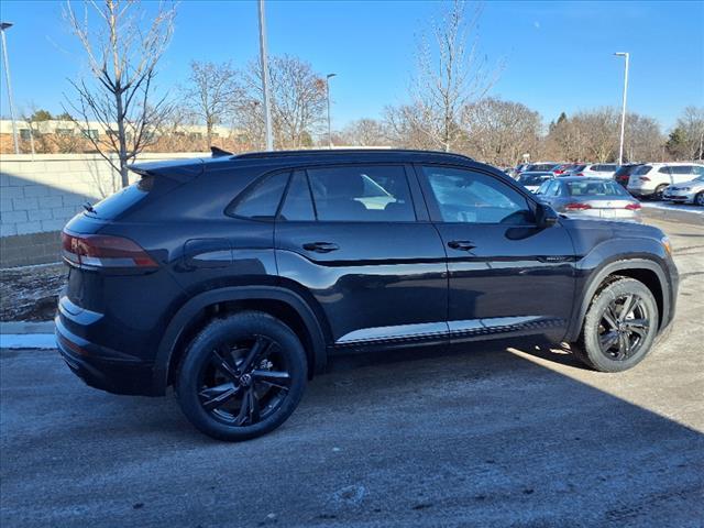 new 2025 Volkswagen Atlas Cross Sport car, priced at $47,017