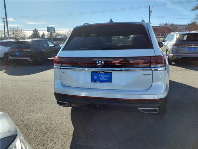 new 2025 Volkswagen Atlas car, priced at $46,121