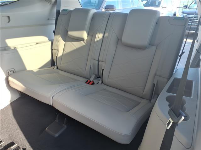 new 2026 Volkswagen Atlas car, priced at $45,114