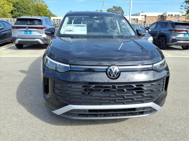 new 2025 Volkswagen Tiguan car, priced at $35,004