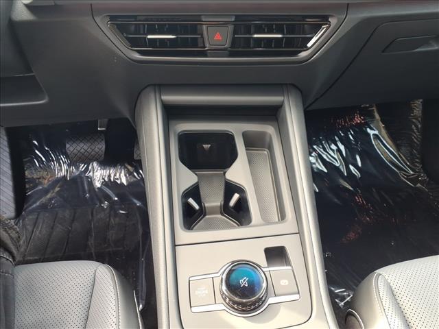 new 2025 Volkswagen Tiguan car, priced at $35,004