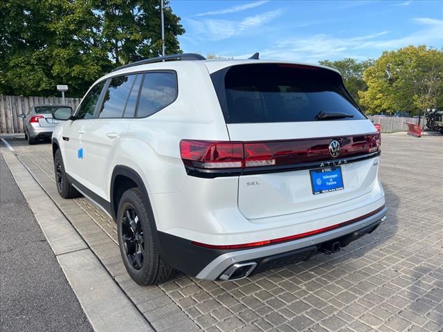 new 2024 Volkswagen Atlas car, priced at $45,911