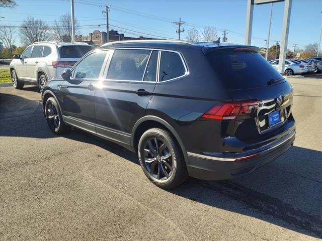 new 2024 Volkswagen Tiguan car, priced at $31,012