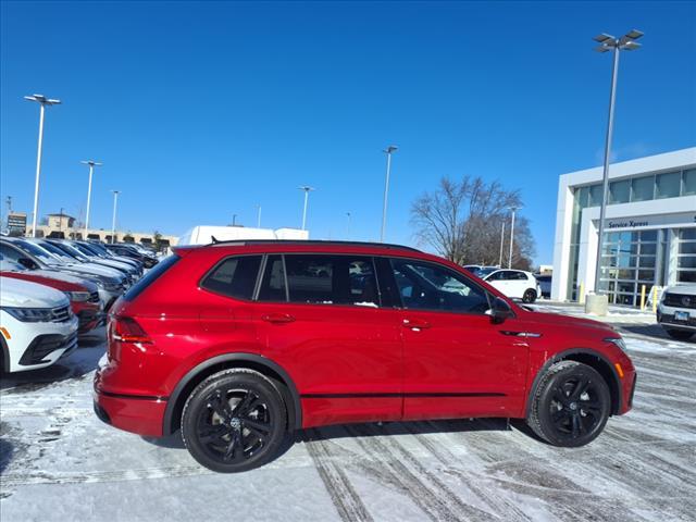 new 2024 Volkswagen Tiguan car, priced at $34,914