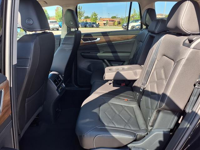 new 2026 Volkswagen Atlas car, priced at $45,714