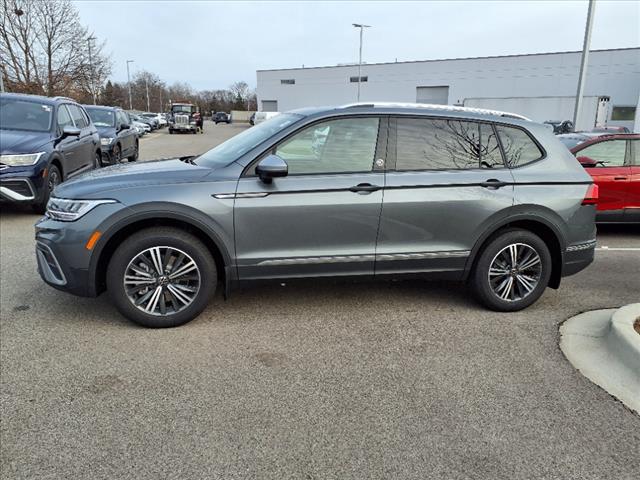 new 2024 Volkswagen Tiguan car, priced at $36,055