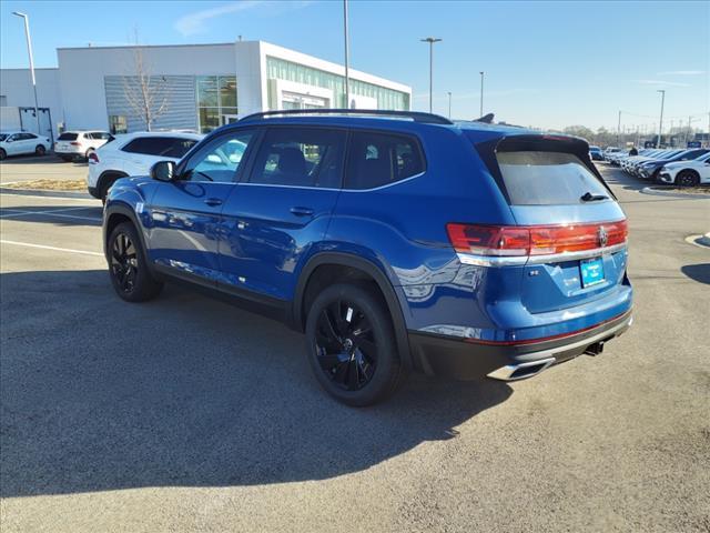 new 2025 Volkswagen Atlas car, priced at $43,221