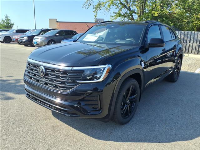 new 2026 Volkswagen Atlas Cross Sport car, priced at $49,904