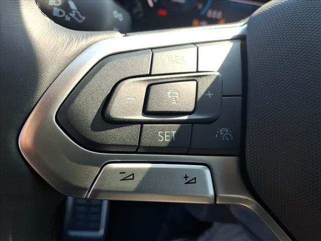 new 2026 Volkswagen Atlas Cross Sport car, priced at $49,904